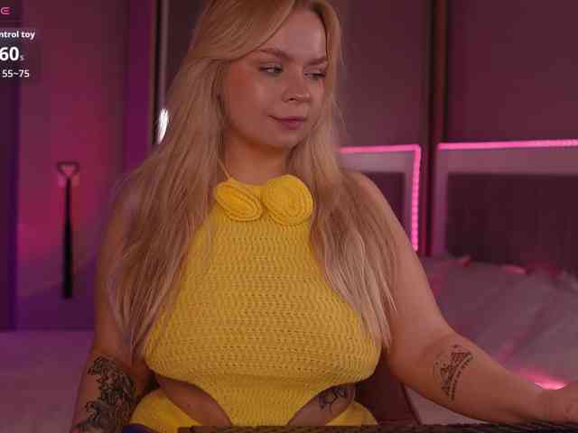 LisaLove4 webcam