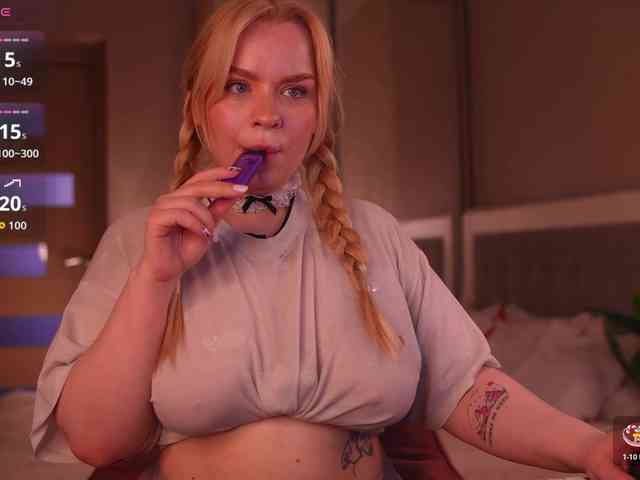 LisaLove4 webcam