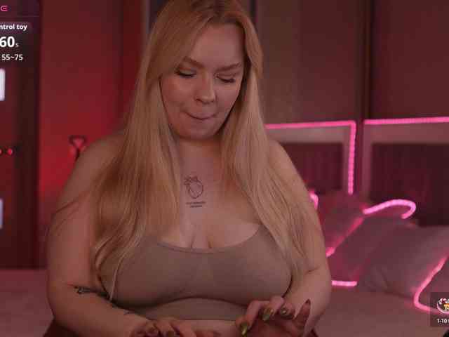 LisaLove4 webcam