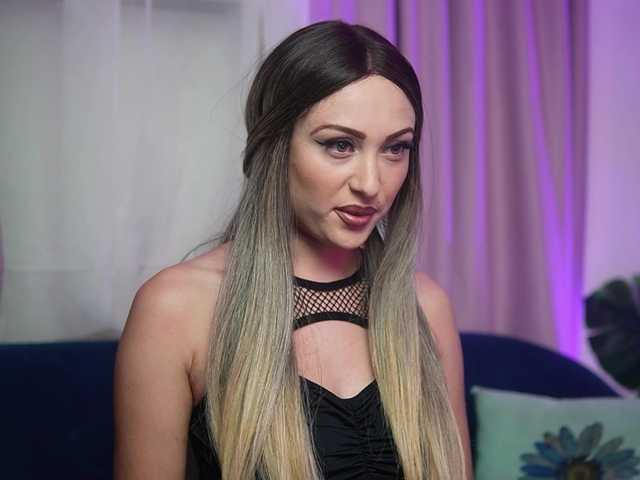 EvelynCandy live cam on BongaCams