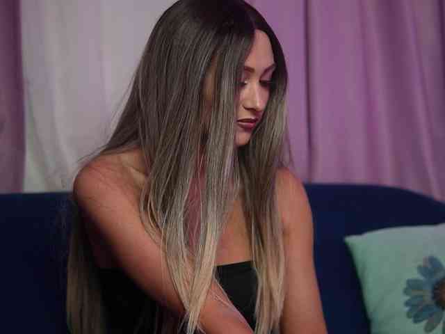 EvelynCandy webcam