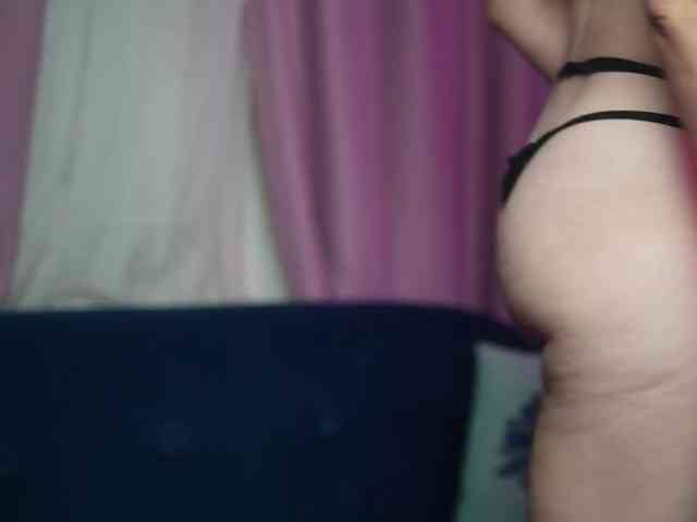 EvelynCandy