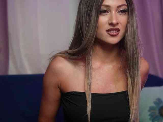 EvelynCandy webcam