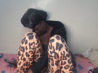 Petitebeauty's Live Webcam