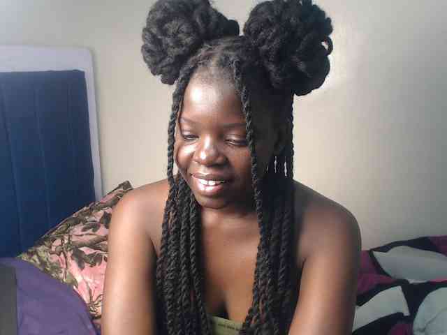 Petitebeauty webcam