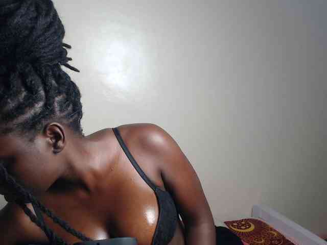 Petitebeauty webcam