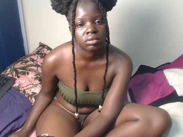 Petitebeauty webcam