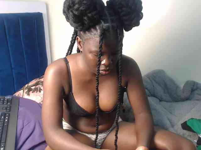 Petitebeauty webcam