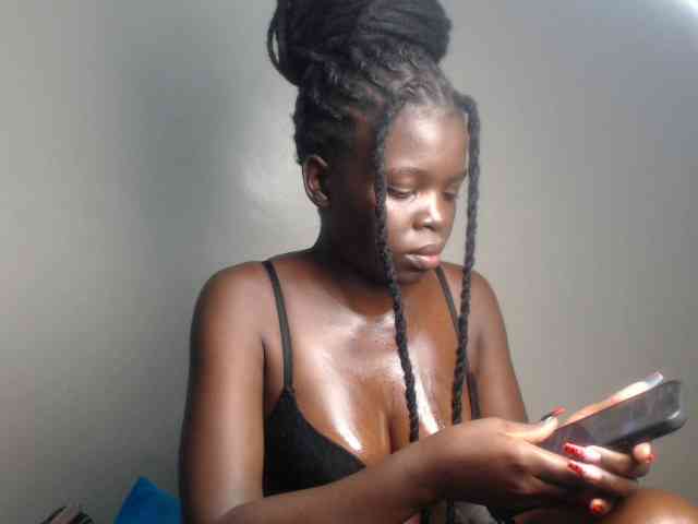 Petitebeauty webcam