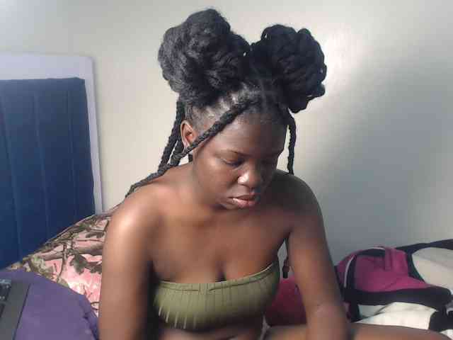 Petitebeauty webcam