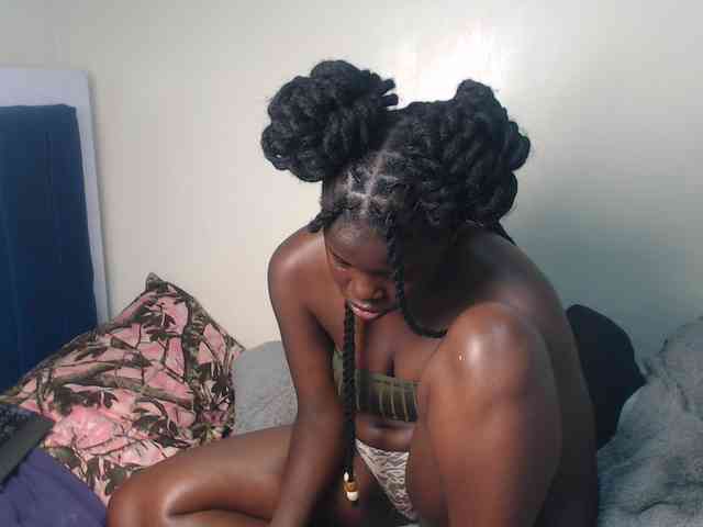 Petitebeauty webcam