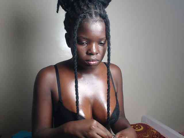 Petitebeauty webcam
