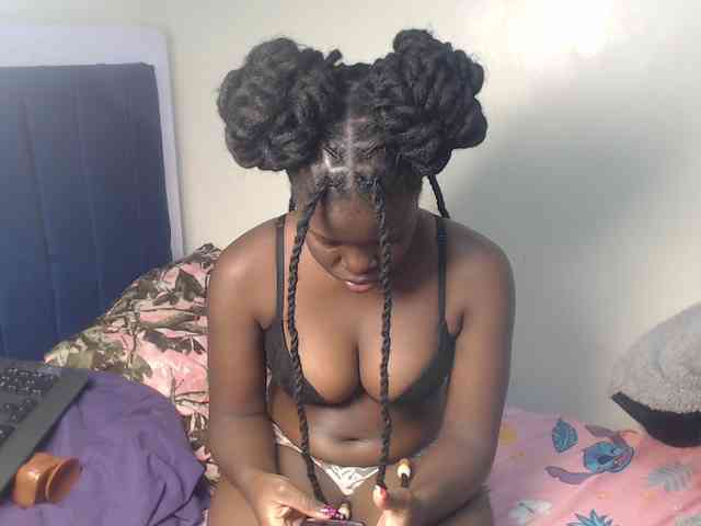 Petitebeauty webcam