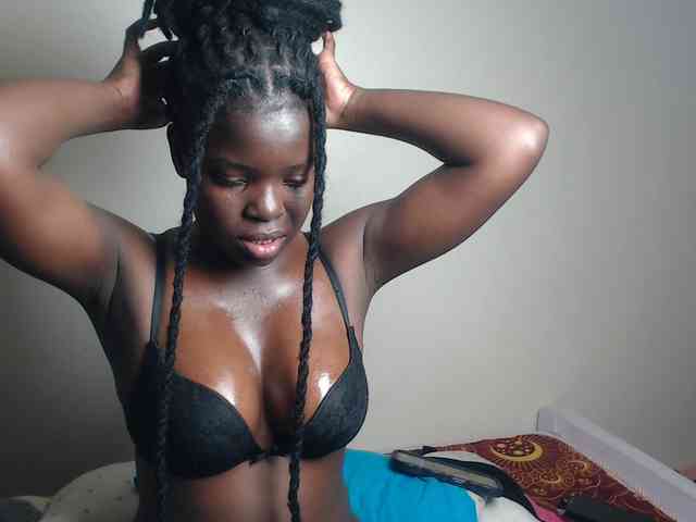 Petitebeauty webcam