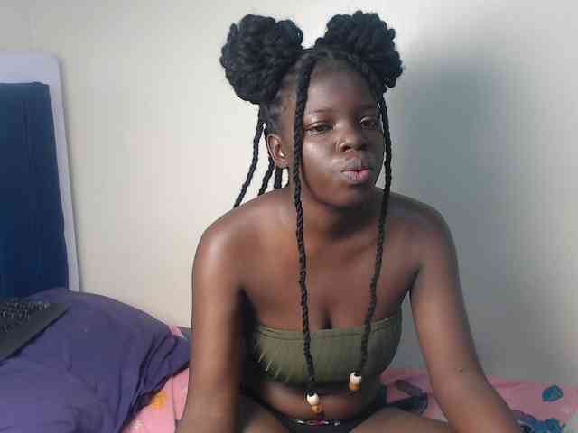 Petitebeauty webcam