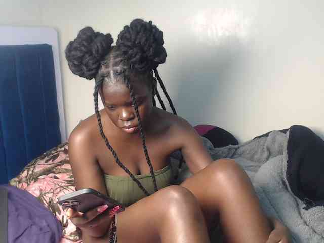 Petitebeauty webcam