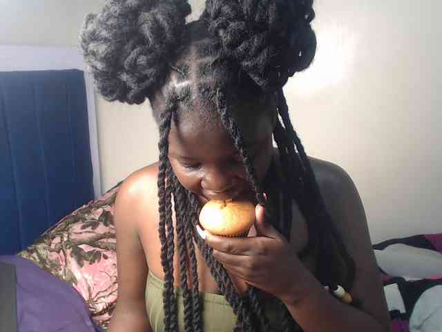 Petitebeauty webcam