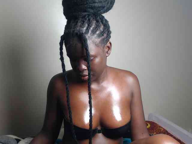 Petitebeauty webcam