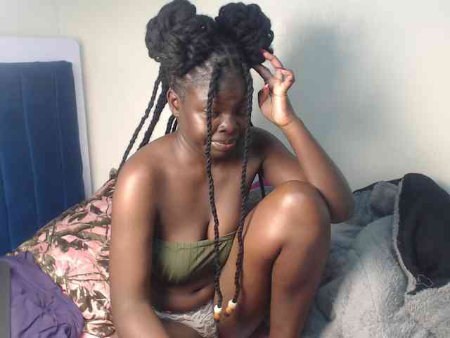 Petitebeauty webcam