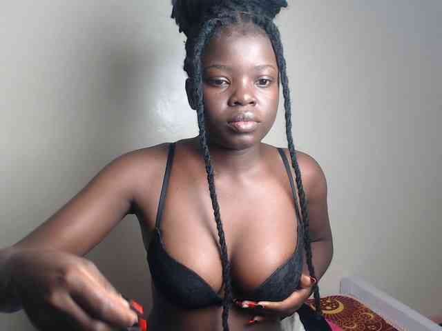 Petitebeauty webcam