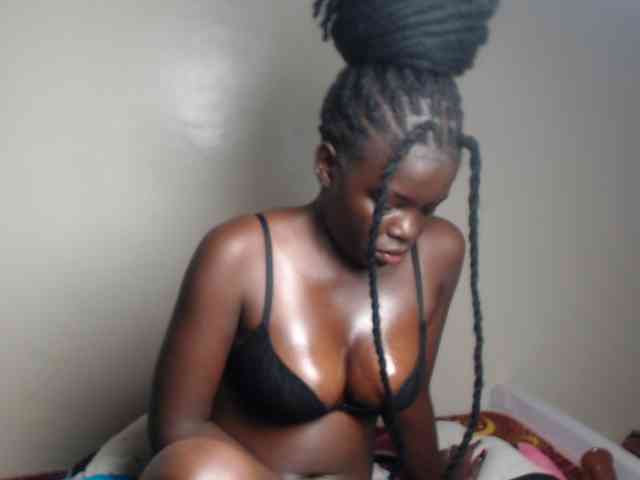 Petitebeauty webcam