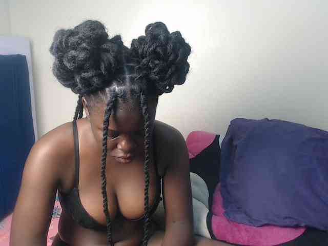 Petitebeauty webcam