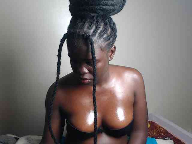 Petitebeauty webcam