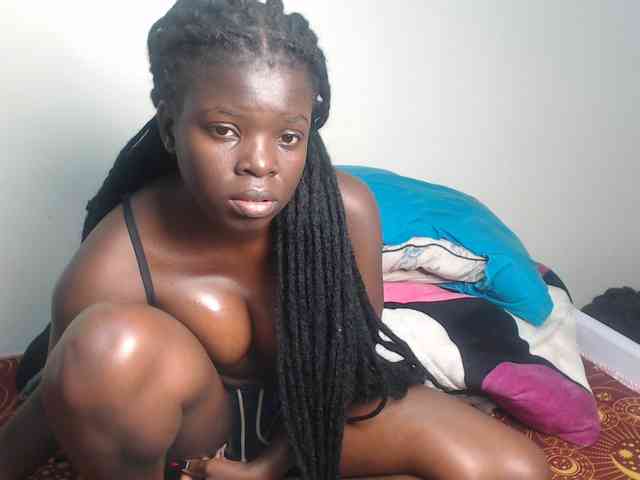 Petitebeauty webcam
