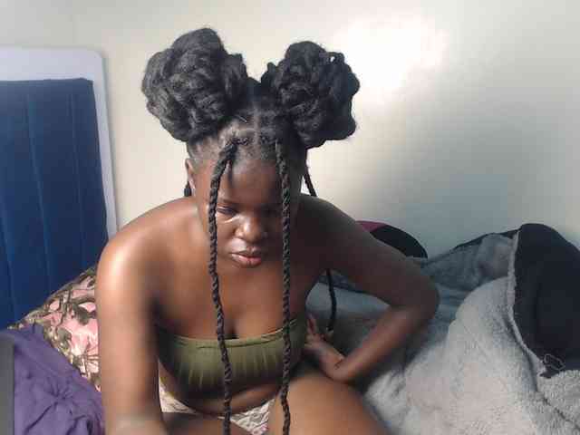 Petitebeauty webcam