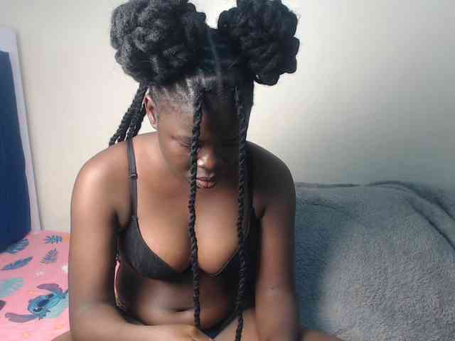 Petitebeauty webcam