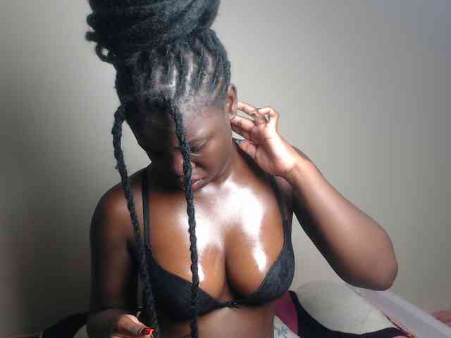 Petitebeauty webcam