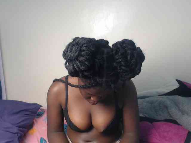 Petitebeauty webcam