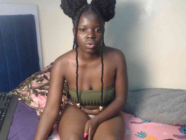 Petitebeauty webcam