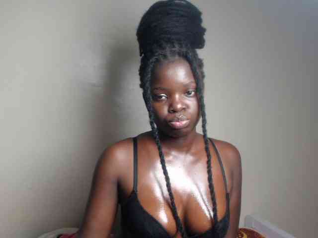 Petitebeauty webcam
