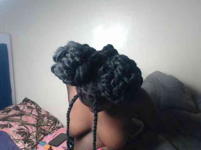Petitebeauty webcam