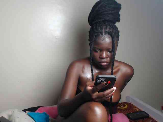 Petitebeauty webcam