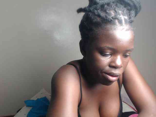 Petitebeauty webcam