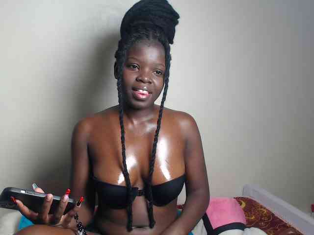 Petitebeauty webcam