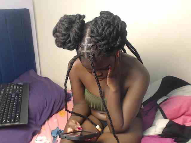 Petitebeauty Petitebeauty