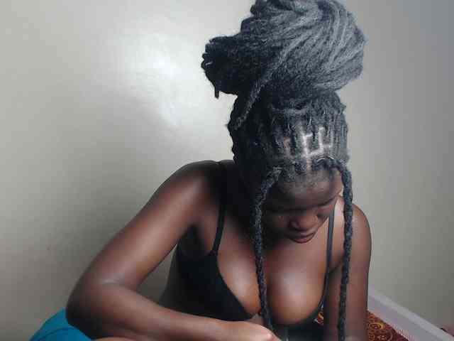 Petitebeauty webcam