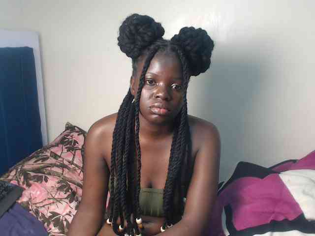 Petitebeauty webcam