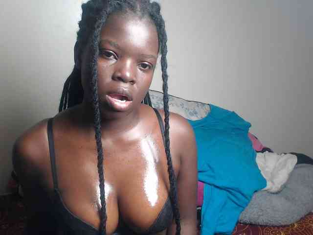 Petitebeauty webcam