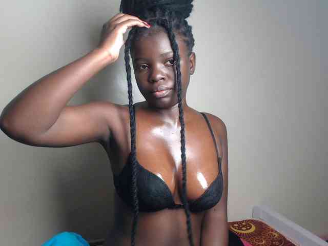 Petitebeauty webcam