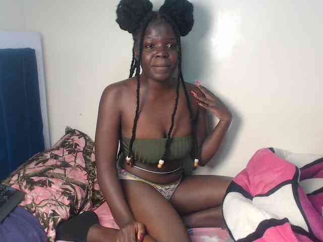 Petitebeauty webcam