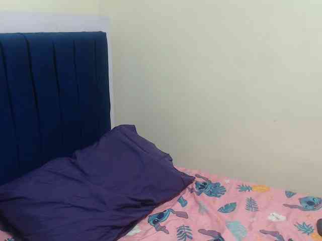 Petitebeauty webcam