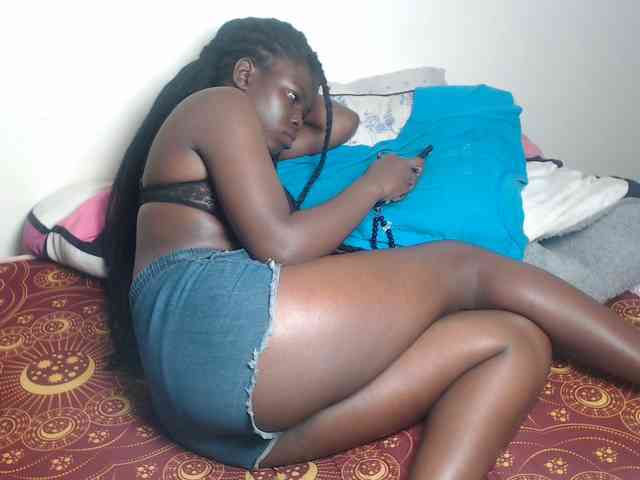 Petitebeauty webcam