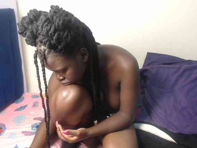 Petitebeauty webcam