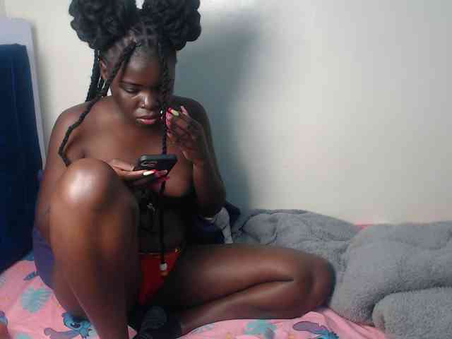 Petitebeauty webcam