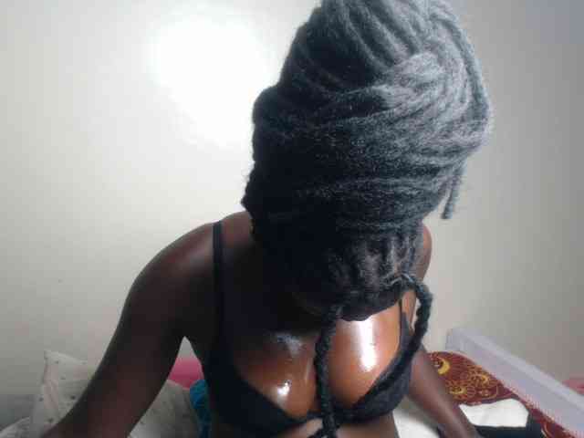 Petitebeauty webcam