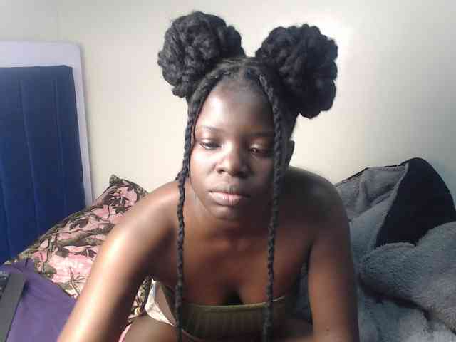 Petitebeauty webcam